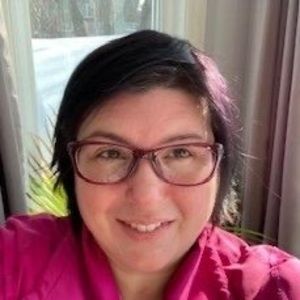 Meet your Posher, Nadia